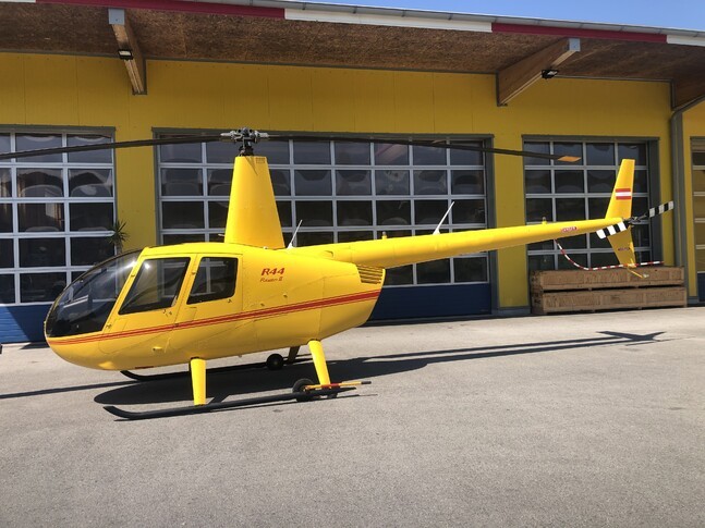 Robinson R44 Raven II Exterior