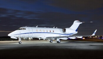 Bombardier Challenger 300 Exterior