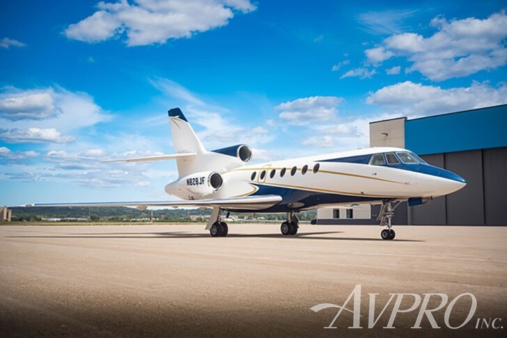 Dassault Falcon 50-40 Exterior