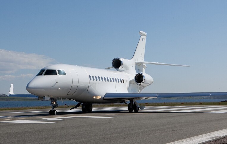 Dassault Falcon 7X Exterior