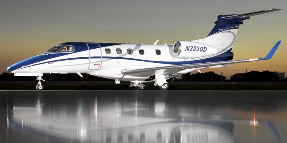 Embraer Phenom 300 Exterior