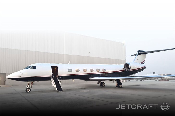 Gulfstream V Exterior