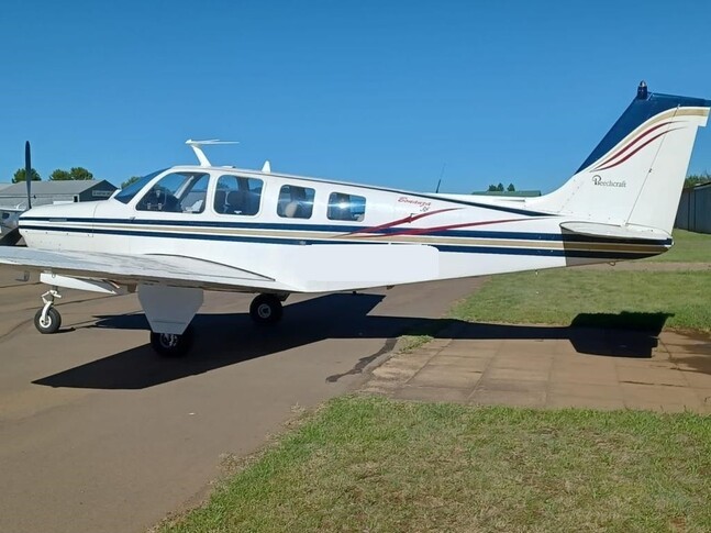 Beechcraft 36 Bonanza Exterior