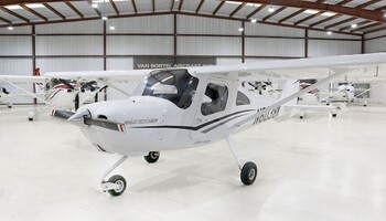 Cessna 162 Exterior