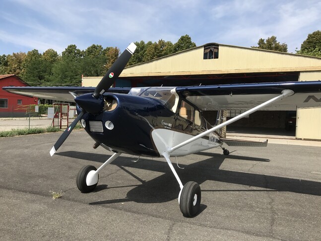 Cessna 180 Exterior