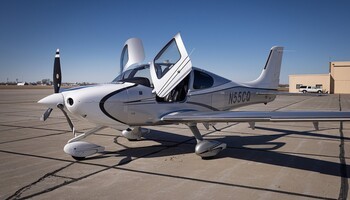 Cirrus SR22-G5 TURBO Exterior