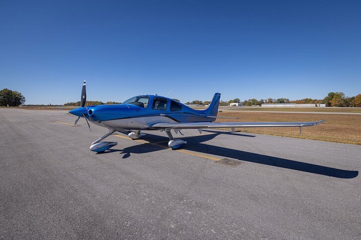 Cirrus SR22T G6 GTS Exterior