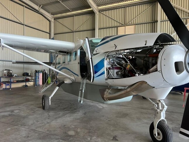 Cessna Caravan 208B Grand Exterior