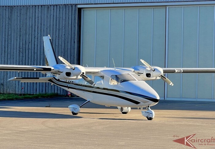 Vulcanair P68 Exterior